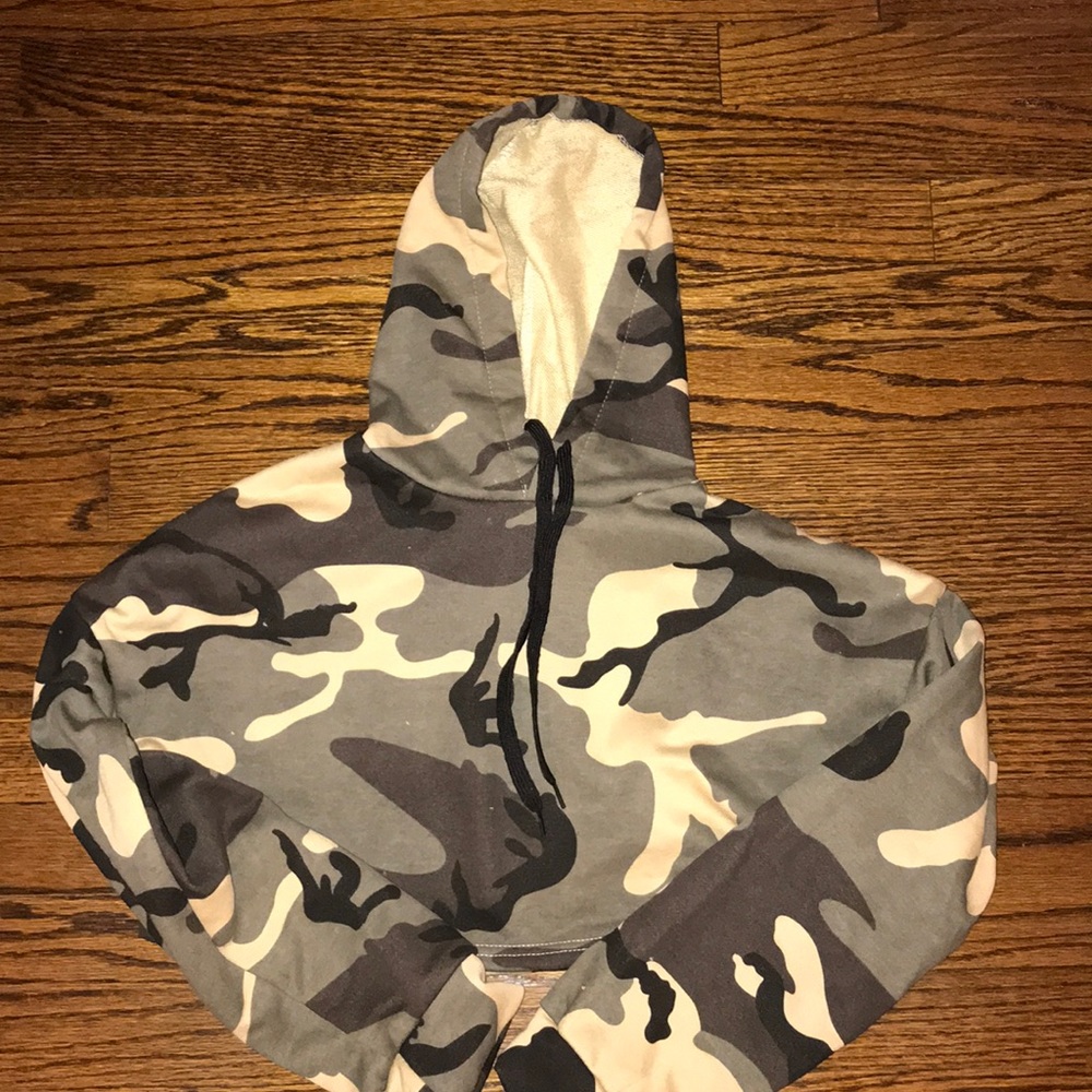 cropped hoodie